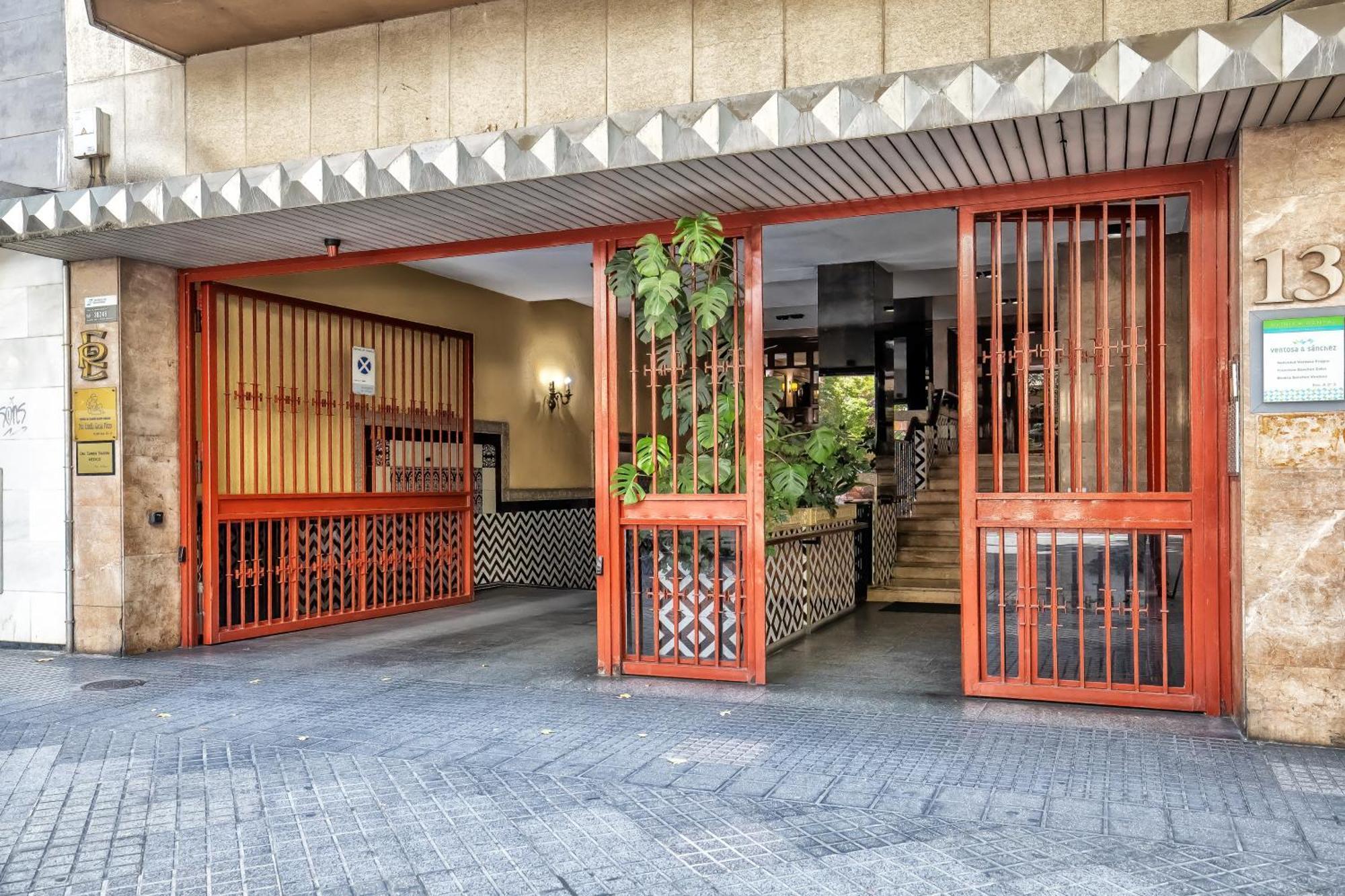 Apartament R & T Center - Parking